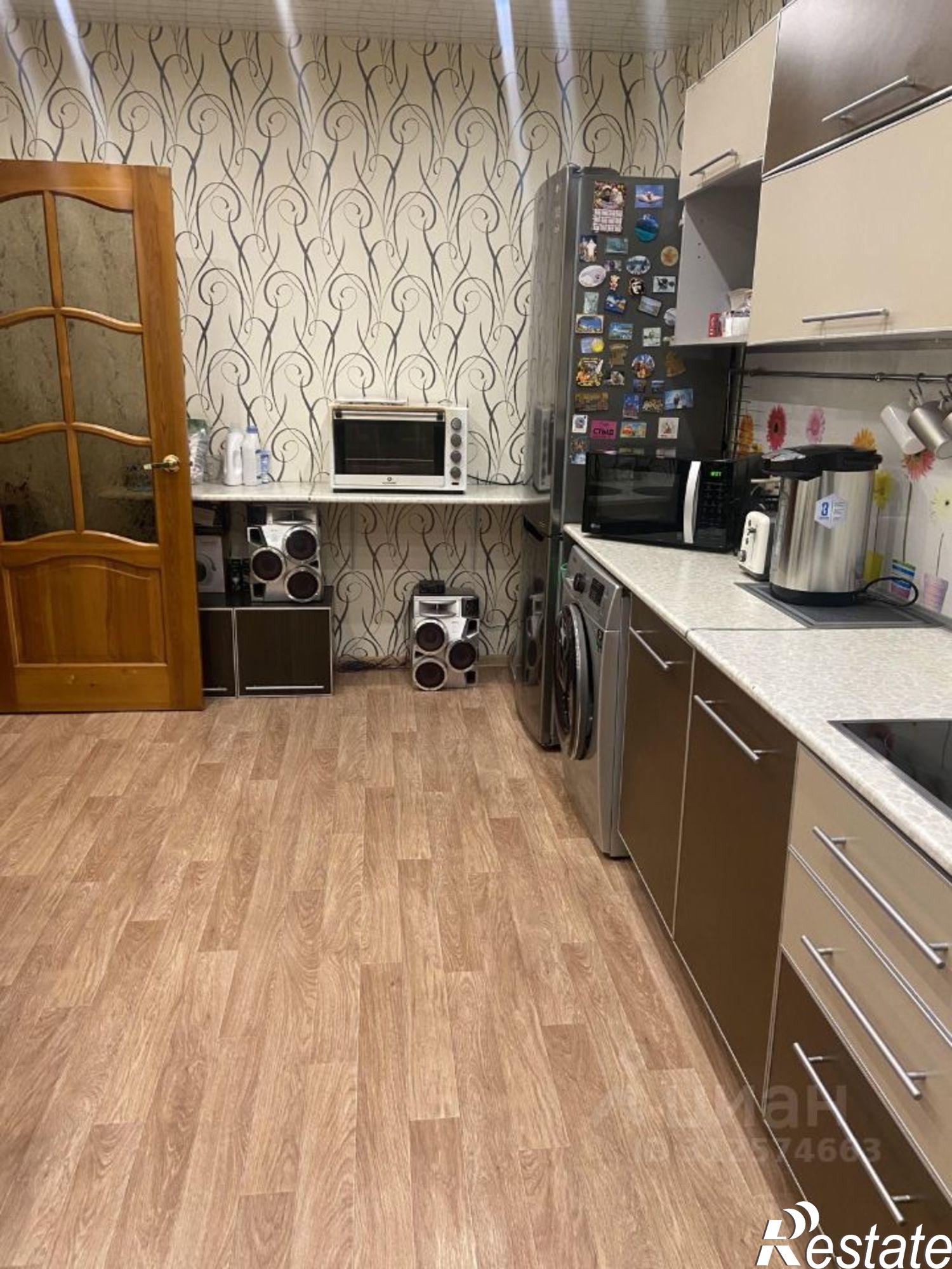 Купить квартиру за 13 000 000 рублей на Ленинградский пр-кт, 1