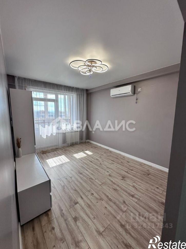 3-комн квартира Современная улица, 4,  д. 4