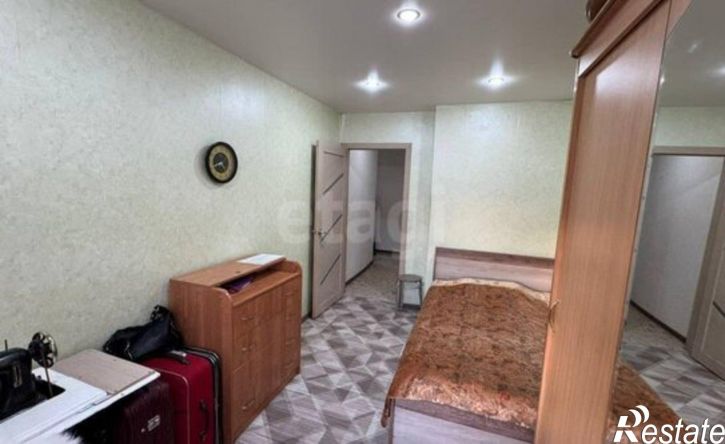 2-комн квартира мкр 6-й, 20,  д. 20