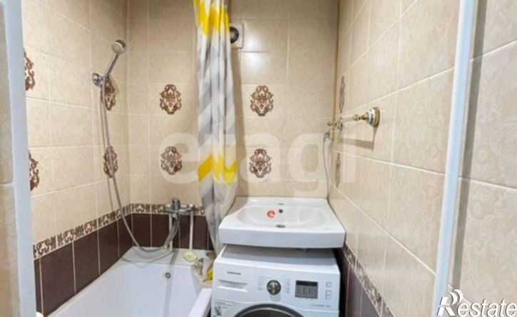 3-комн квартира Улан-Удэ, Комсомольская улица, 44