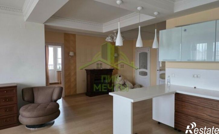 3-комн квартира Улан-Удэ, улица Добролюбова, 37А