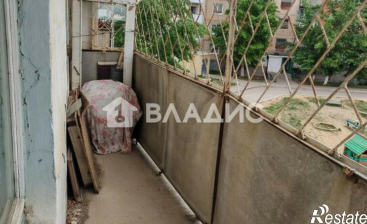 1-комн квартира мкр 6-й, 27,  д. 27
