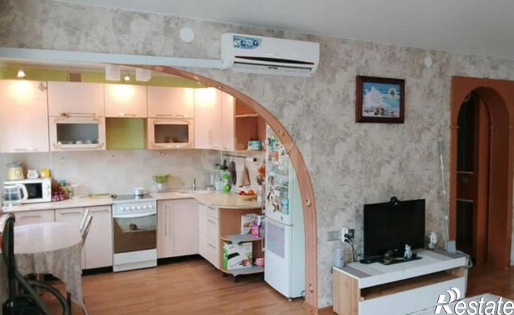 3-комн квартира улица Рукавишникова, 54,  д. 54