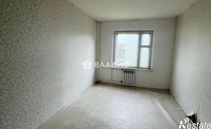 3-комн квартира мкр 6-й, 25,  д. 25