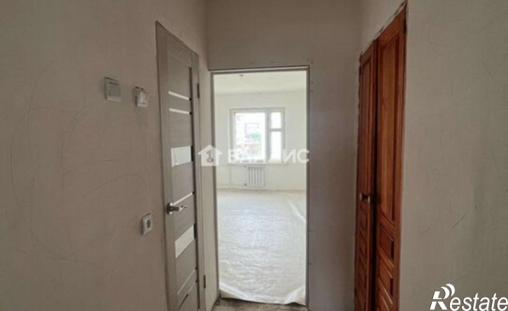 3-комн квартира мкр 6-й, 25,  д. 25
