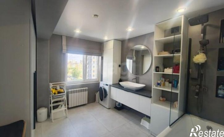 3-комн квартира Улан-Удэ, улица Жердева, 108