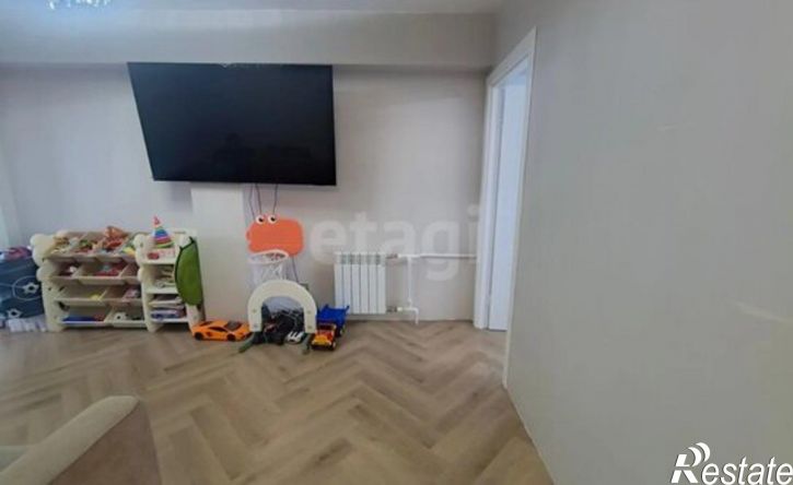 3-комн квартира Улан-Удэ, улица Жердева, 108