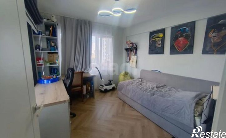 3-комн квартира Улан-Удэ, улица Жердева, 108