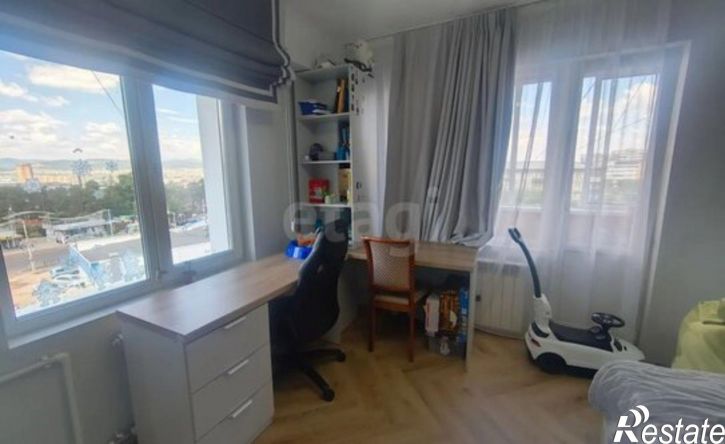 3-комн квартира Улан-Удэ, улица Жердева, 108