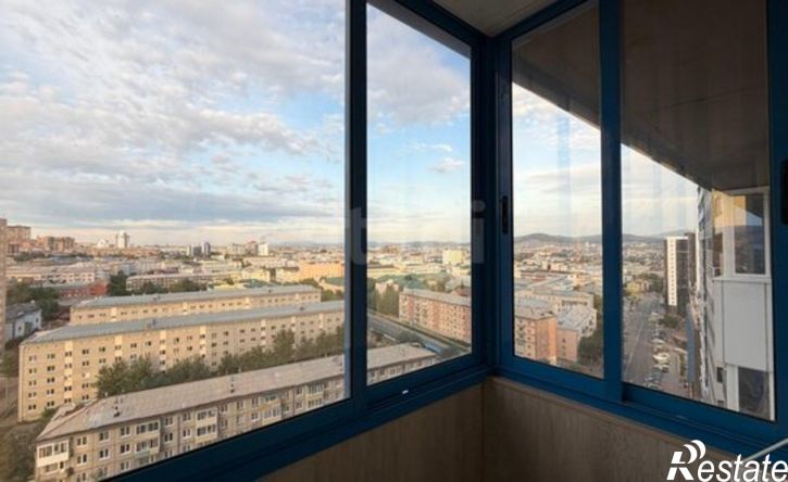 2-комн квартира Улан-Удэ, улица Смолина, 67к1