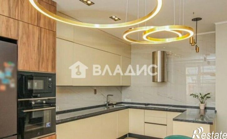 5-комн квартира Улан-Удэ, 102-й микрорайон, улица Ринчино, 25