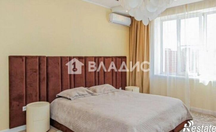 5-комн квартира Улан-Удэ, 102-й микрорайон, улица Ринчино, 25