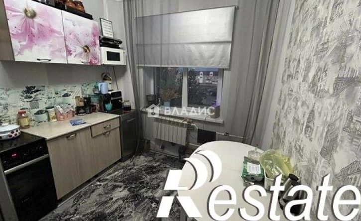 2-комн квартира проспект 60 лет СССР, 4,  д. 4