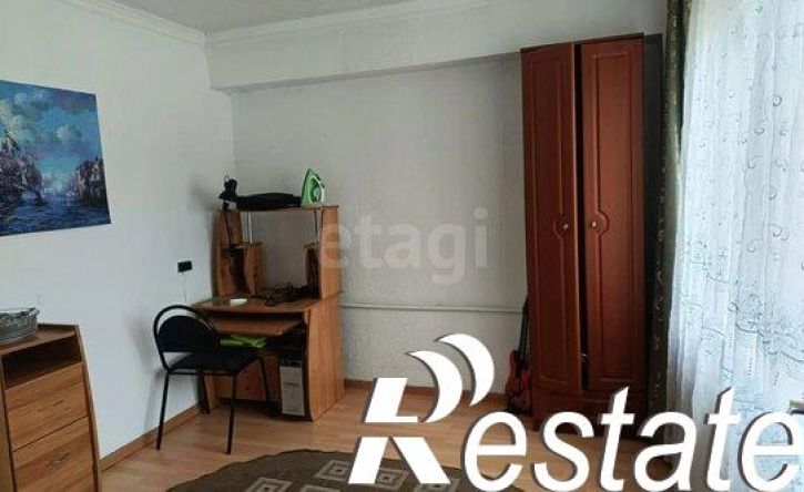 4-комн квартира улица Рукавишникова, 54,  д. 54